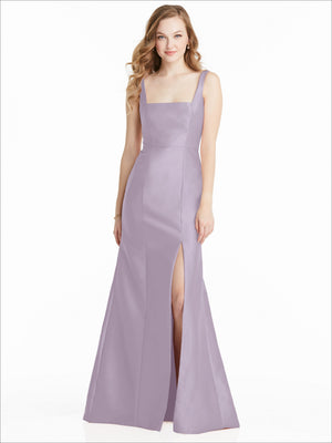Sleeveless bridesmaid dress, square neckline, fitted silhouette, front slit, mauve