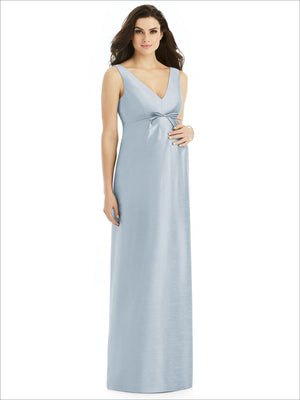 Light blue sleeveless satin twill maternity maxi dress with V-neck and waist tie