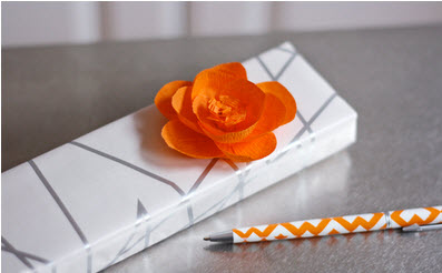 diy flowers from crepe paper
