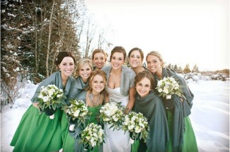 bridesmaids in pashminas bridesmaids in pashminas