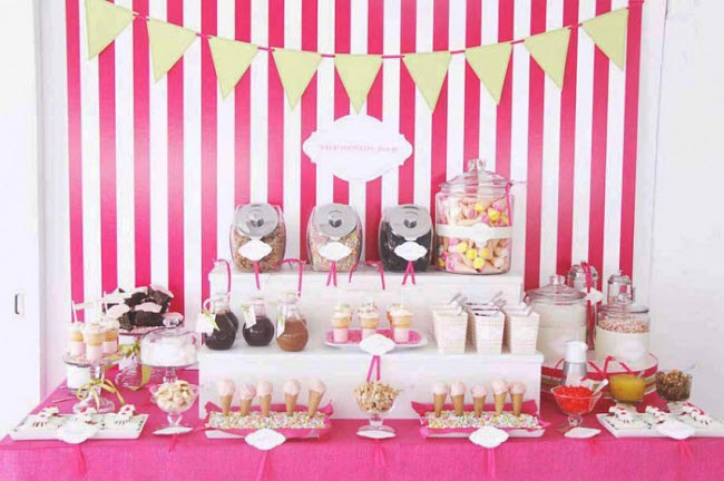 A Tasty Candy Buffet for your Simply Sweet Wedding Reception