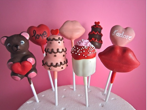 Valentine's Day cake pops pink and red cake pops for weddings