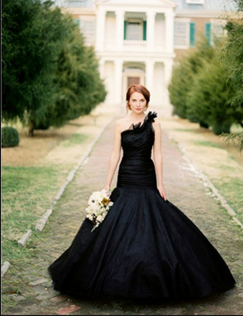 Vera Wang wedding dress Vera Wang black wedding dress