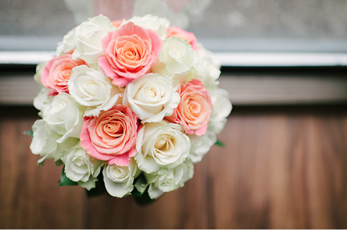 peach and white roses wedding bouquet