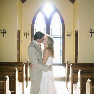 Choosing Wedding Colors and Coordinating Your Bridal Party