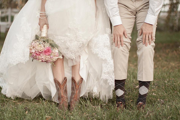 cowboy wedding bride with cowboy boots