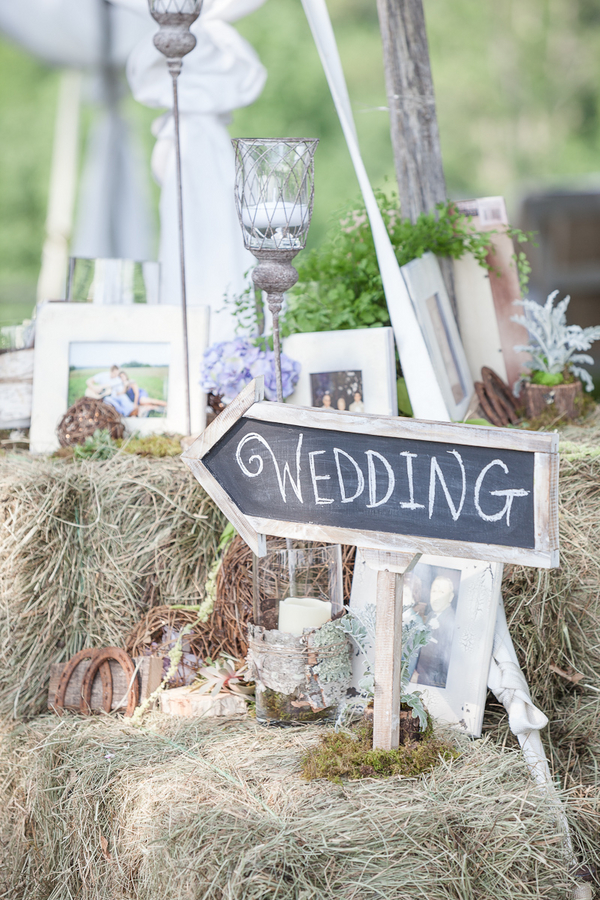 Bringing Your New Boyfriend/Girlfriend To a Family Wedding..Should You?