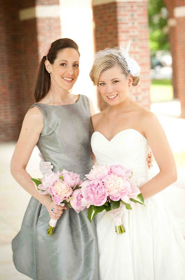 Grey, pink and white wedding colors