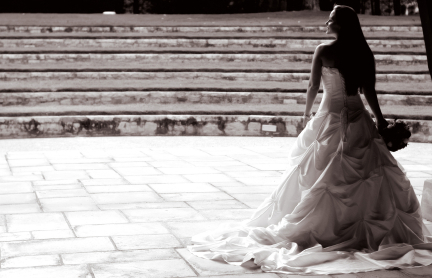 iStock_gray-dress.jpg
